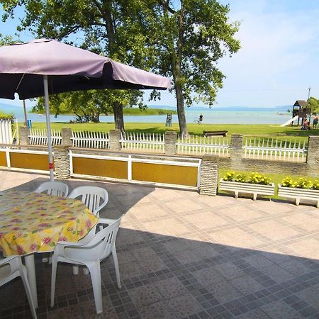 Margareta Apartmanhaz Apartment Balatonboglar Exterior photo