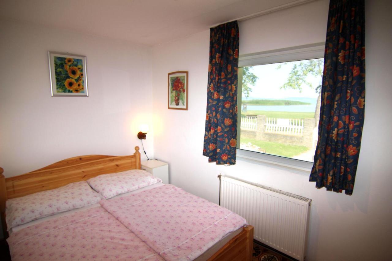 Margareta Apartmanhaz Apartment Balatonboglar Exterior photo