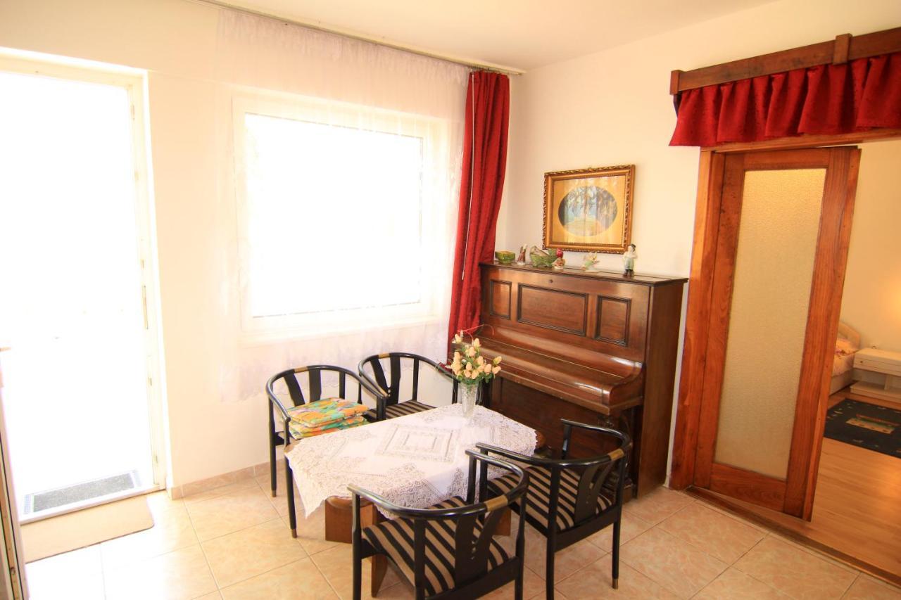 Margareta Apartmanhaz Apartment Balatonboglar Exterior photo
